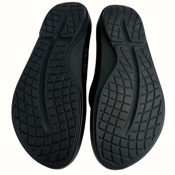 OOfos Womens OOlala Sandal Black Post-Workout Recovery Flip Flop Sandals - Picture 5 of 9